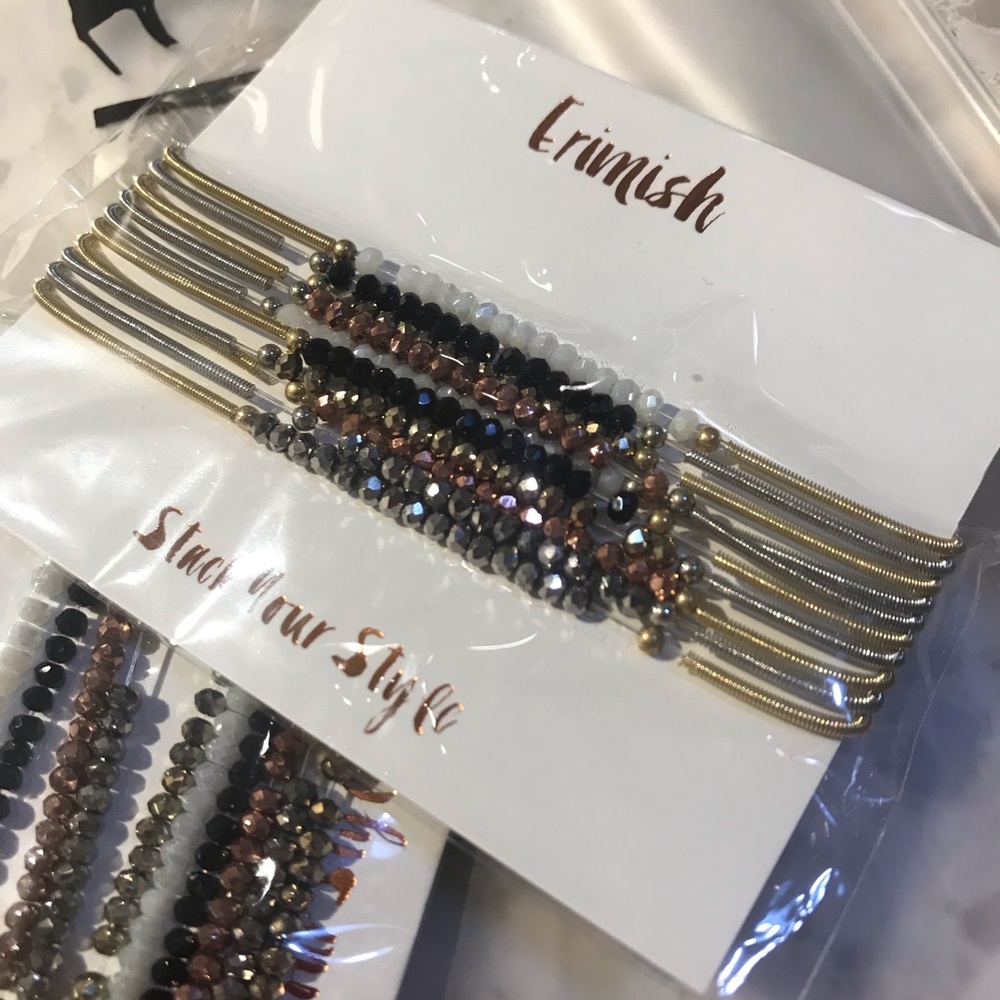 Two sets of stacking brackets